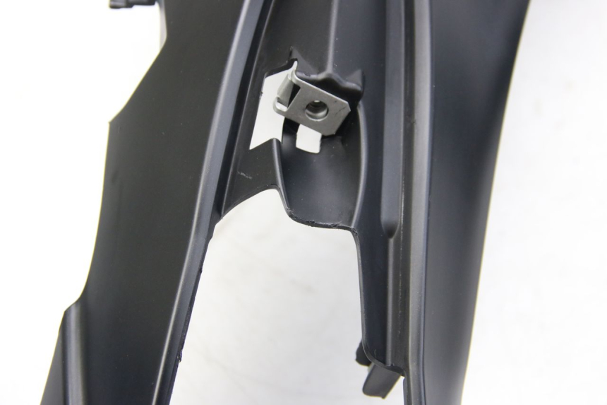 photo de RIGHT REAR SIDE PANEL PIAGGIO LIBERTY IGET 4T 50 (2015 - 2020) - Technical close-up