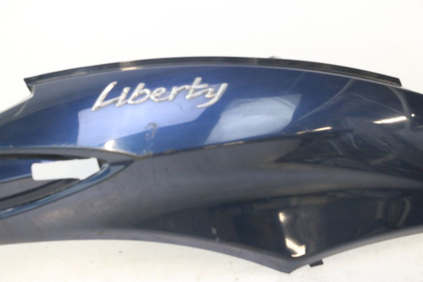 photo de RIGHT REAR SIDE PANEL PIAGGIO LIBERTY IGET 4T 50 (2015 - 2020) - Distinctive features