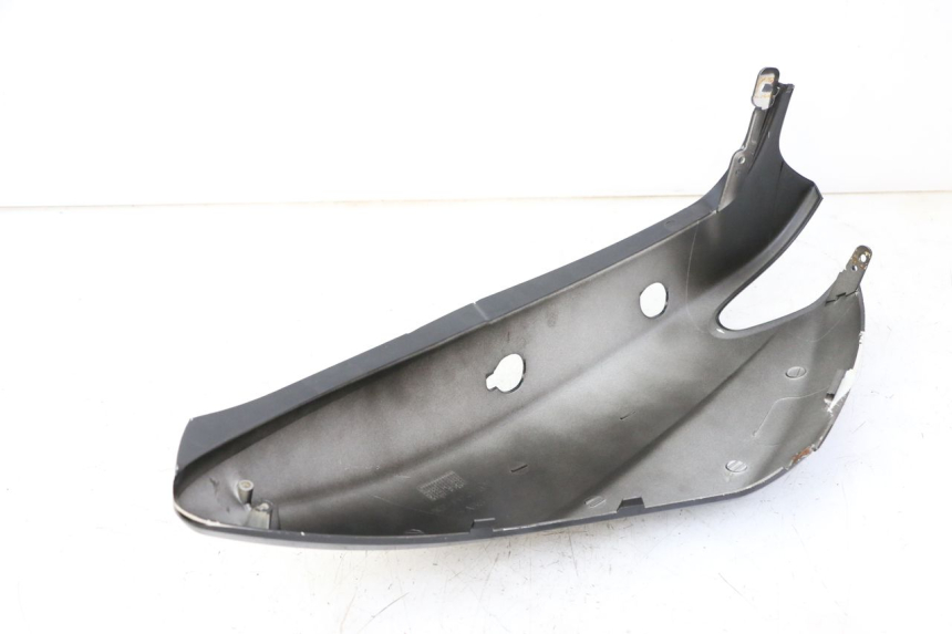 photo de REAR RIGHT PANEL MBK OVETTO ONE 2T 50 (2013 - 2017) - Alternative perspective
