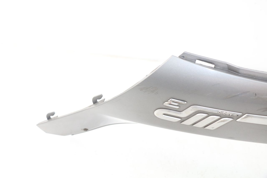photo de REAR RIGHT PANEL PIAGGIO MP3 LT 400 (2007 - 2012) - Zoom on usage condition