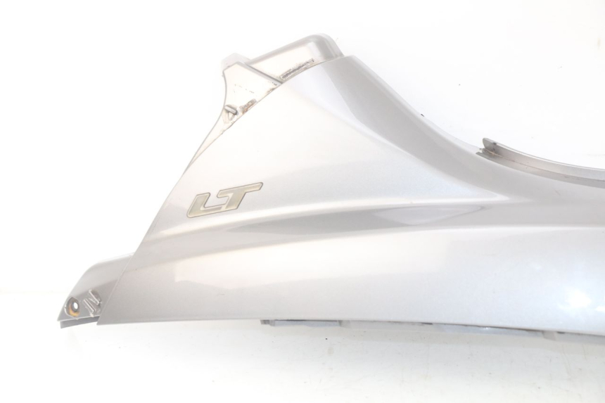 photo de REAR RIGHT PANEL PIAGGIO MP3 LT 400 (2007 - 2012) - Surface and material condition