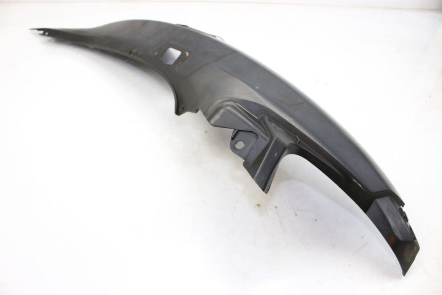 photo de RIGHT REAR SIDE PANEL PIAGGIO MP3 LT 300 (2010 - 2016) - Alternative perspective