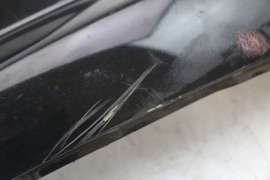 photo de REAR RIGHT PANEL PIAGGIO MP3 LT 400 (2007 - 2012) - Alternative perspective