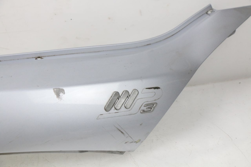 photo de RIGHT REAR SIDE PANEL PIAGGIO MP3 125 (2006 - 2014) - Markings and original references