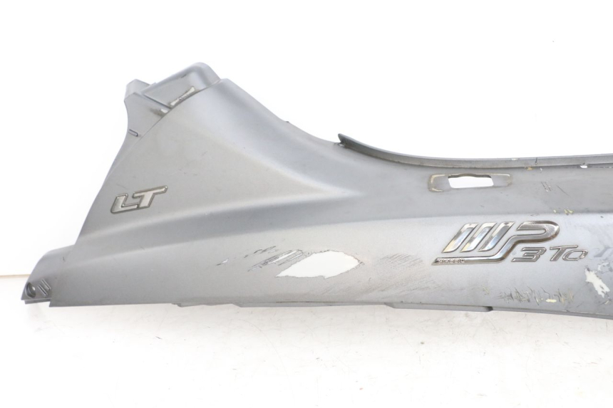 photo de REAR RIGHT PANEL PIAGGIO MP3 500 (2011 - 2015) - Product overview
