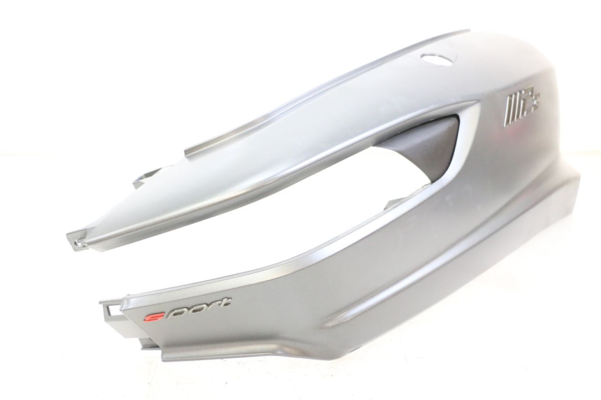 photo de RIGHT REAR SIDE PANEL PIAGGIO MP3 500 (2014 - 2017) - Technical close-up