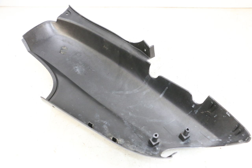 photo de REAR RIGHT PANEL YAMAHA NEO'S NEOS 2T 50 (1998 - 2007) - Zoom on usage condition