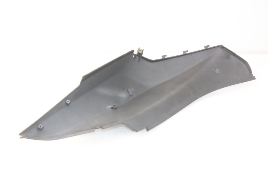 photo de REAR RIGHT PANEL SYM ORBIT 2 4T 50 (2008 - 2017) - Zoom on usage condition