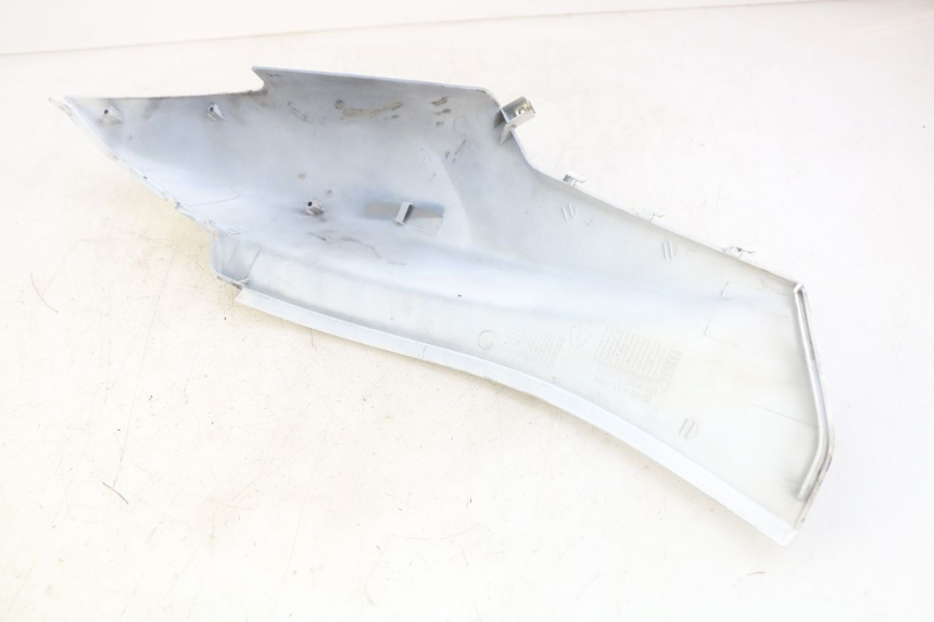 photo de RIGHT REAR SIDE PANEL SYM ORBIT 2 4T 50 (2018 - 2022) - Technical close-up