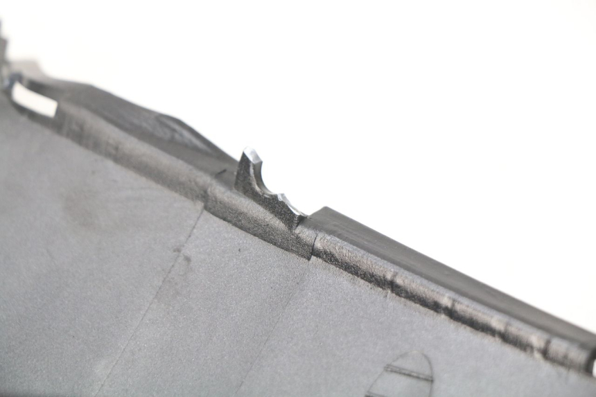 photo de REAR RIGHT PANEL SYM ORBIT 2 50 (2008 - 2014) - Zoom on usage condition