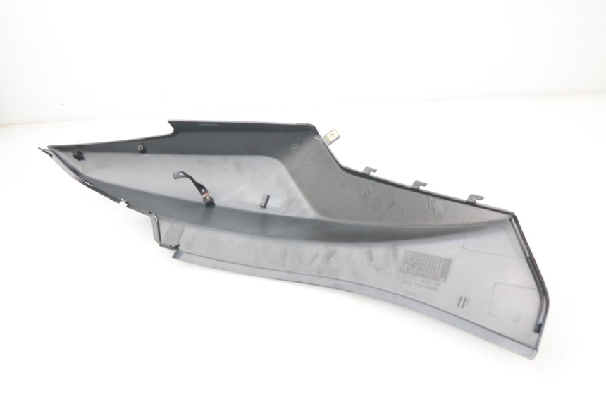 photo de REAR RIGHT PANEL SYM ORBIT 2 50 (2008 - 2014) - Alternative perspective