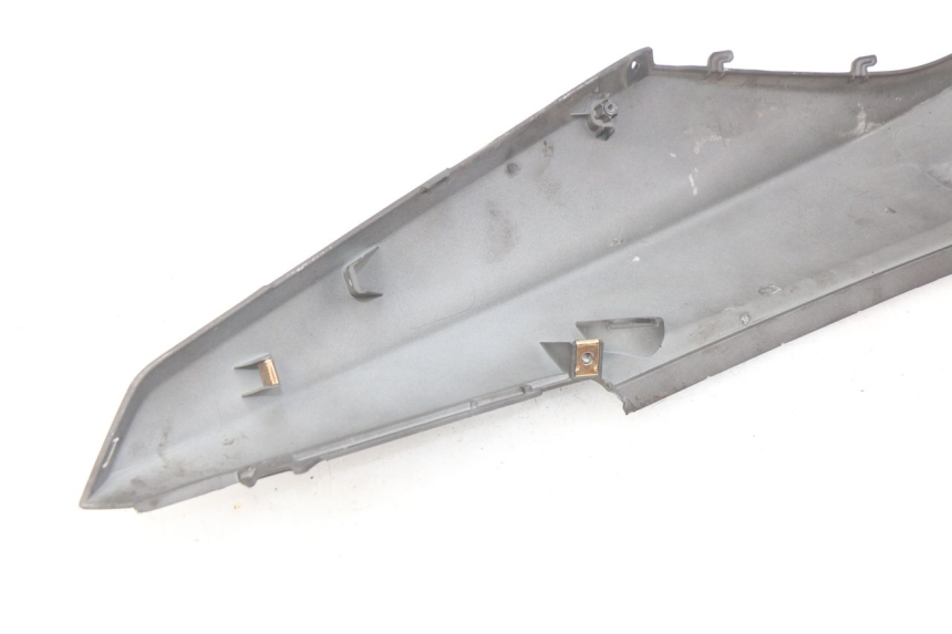 photo de RIGHT REAR SIDE PANEL SYM ORBIT III 3 4T 50 (2018 - 2021) - Alternative perspective