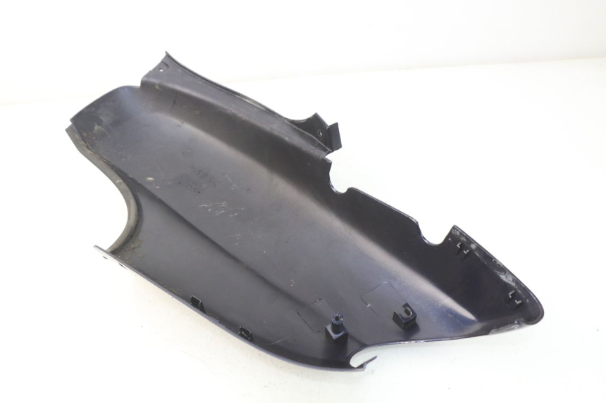 photo de RIGHT REAR SIDE PANEL MBK OVETTO 50 (1998 - 2007) - Alternative perspective