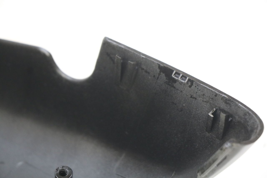 photo de RIGHT REAR SIDE PANEL MBK OVETTO 50 (1998 - 2007) - Zoom on usage condition