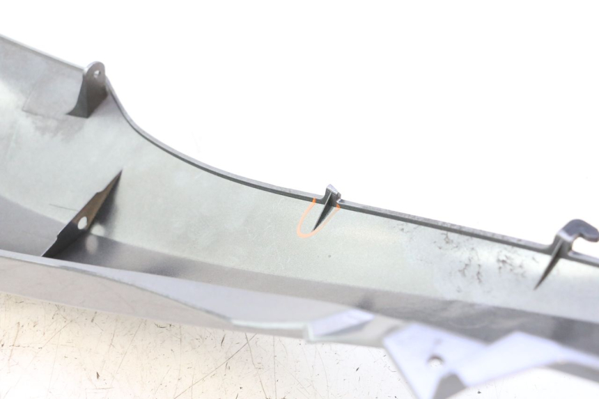photo de REAR RIGHT PANEL HONDA PCX (JF28) 125 (2009 - 2011) - Alternative perspective