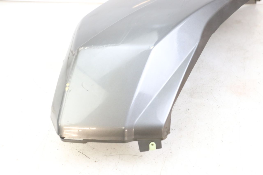 photo de RIGHT REAR SIDE PANEL PEUGEOT SATELIS 125 (2010 - 2012) - Distinctive features