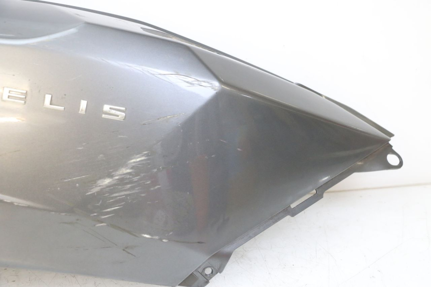 photo de RIGHT REAR SIDE PANEL PEUGEOT SATELIS 125 (2010 - 2012) - Focus on structure