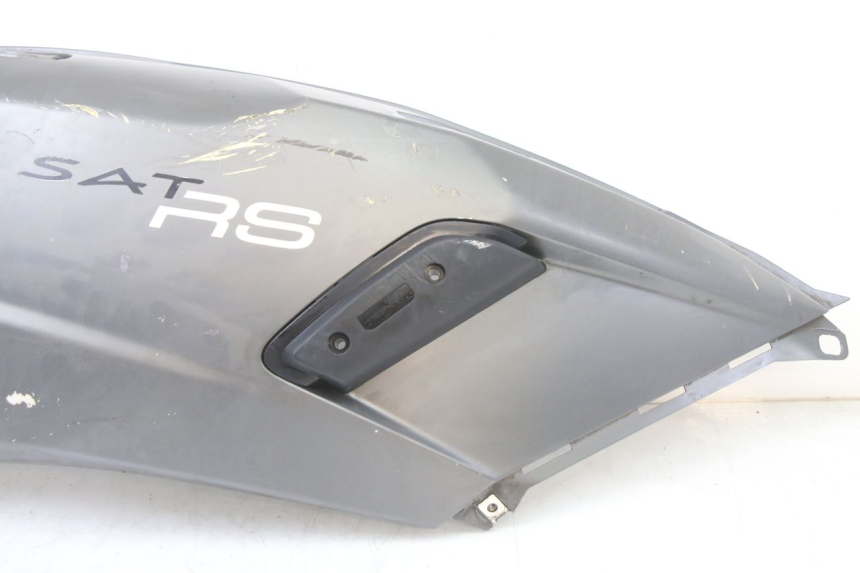 photo de REAR RIGHT PANEL PEUGEOT SATELIS 125 (2013 - 2018) - Zoom on usage condition