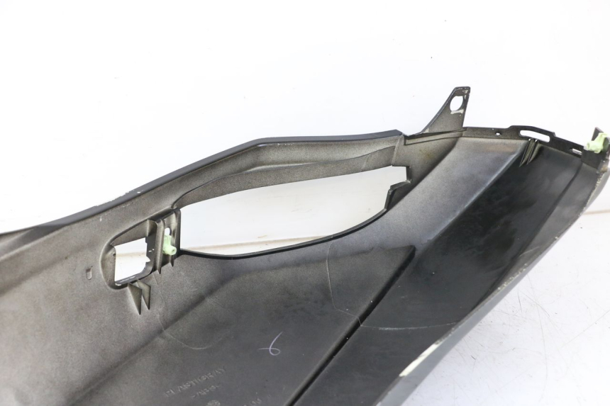 photo de REAR RIGHT PANEL PEUGEOT SATELIS COMPRESSOR K15 125 (2006 - 2009) - Product overview