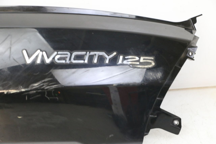 photo de REAR RIGHT PANEL PEUGEOT VIVACITY 125 (2010 - 2017) - Distinctive features