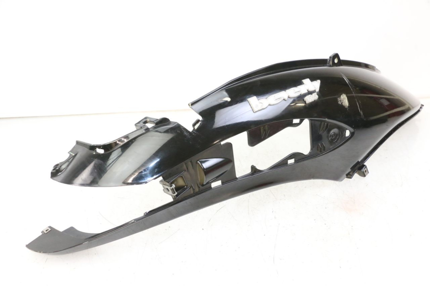 photo de REAR RIGHT PANEL PIAGGIO BEVERLY 125 (1998 - 2005) - Surface and material condition
