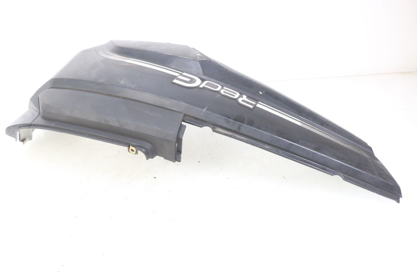 photo de RIGHT REAR SIDE PANEL RED ELECTRIC RED E PRO 1 (2017 - 2019) - Zoom on usage condition