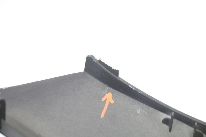 photo de REAR RIGHT PANEL GILERA RUNNER SP 50 (2006 - 2008) - Markings and original references