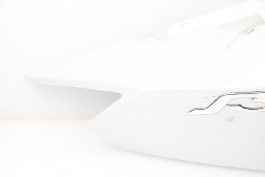 photo de RIGHT REAR SIDE PANEL DAELIM S3 125 (2010 - 2017) - Additional view of the item
