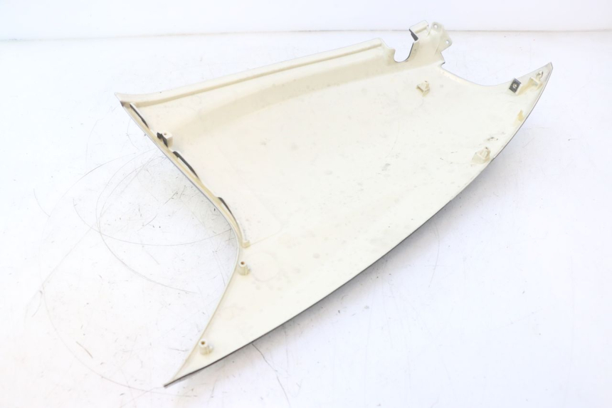 photo de REAR RIGHT PANEL BAIKU SAKURA 1 (2021 - 2025) - Fixing points details