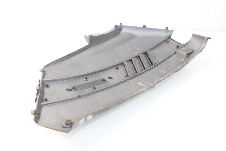 photo de REAR RIGHT PANEL PEUGEOT SC 50 (1988 - 1992) - Technical close-up