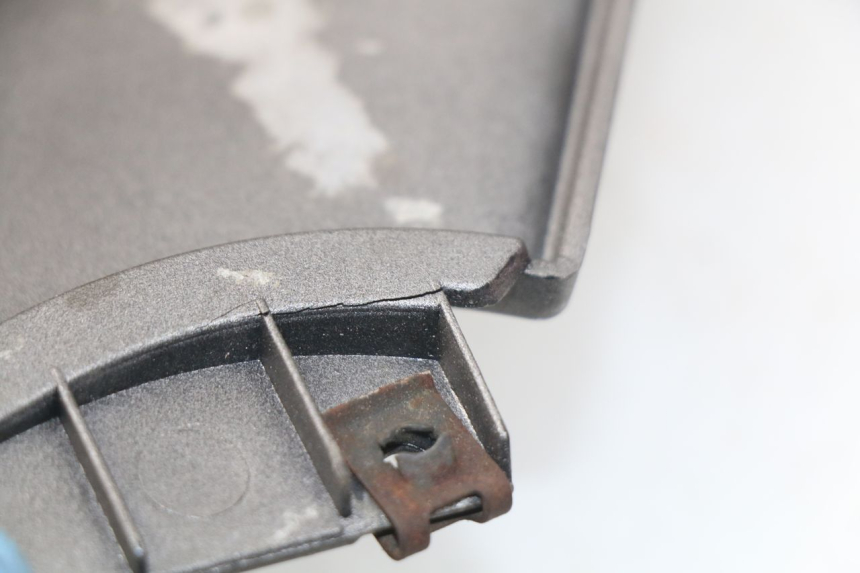 photo de REAR RIGHT PANEL MBK SKYLINER 125 (2004 - 2007) - Component detail