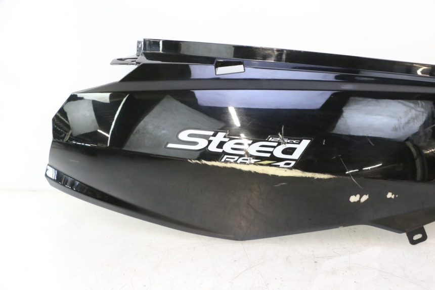 photo de REAR RIGHT PANEL RAZZO STEED 125 (2012 - 2018) - Fixing points details