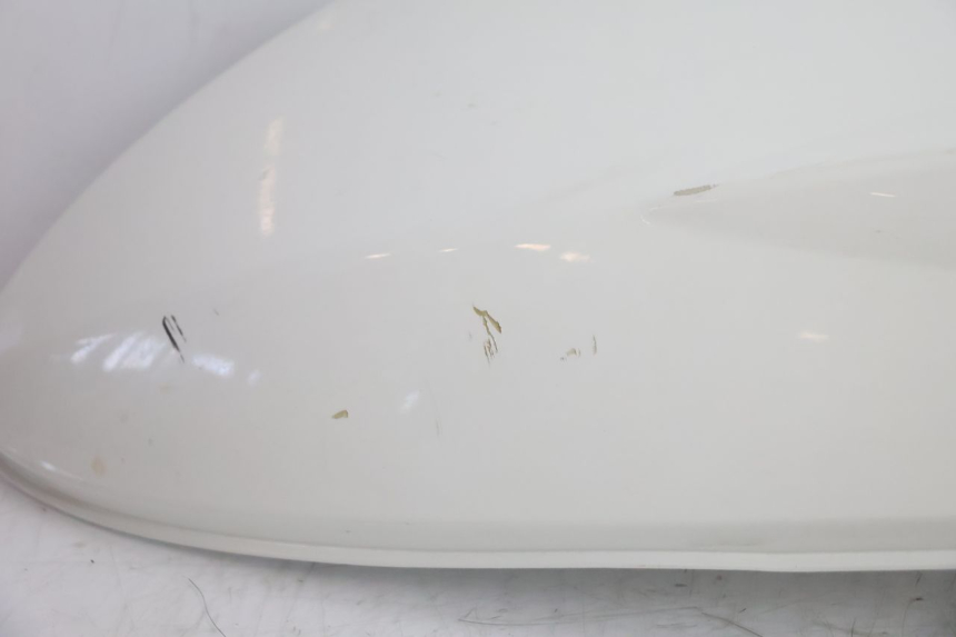 photo de REAR RIGHT PANEL PEUGEOT STREETZONE NAKED 2T 50 (2014 - 2018) - Zoom on usage condition