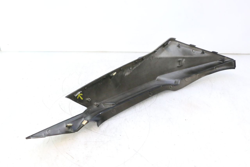 photo de REAR RIGHT PANEL KYMCO SUPER 8 2T 50 (2007 - 2013) - Markings and original references