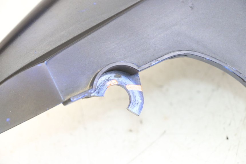 photo de REAR RIGHT PANEL SUZUKI SV S 650 (1999 - 2002) - Fixing points details