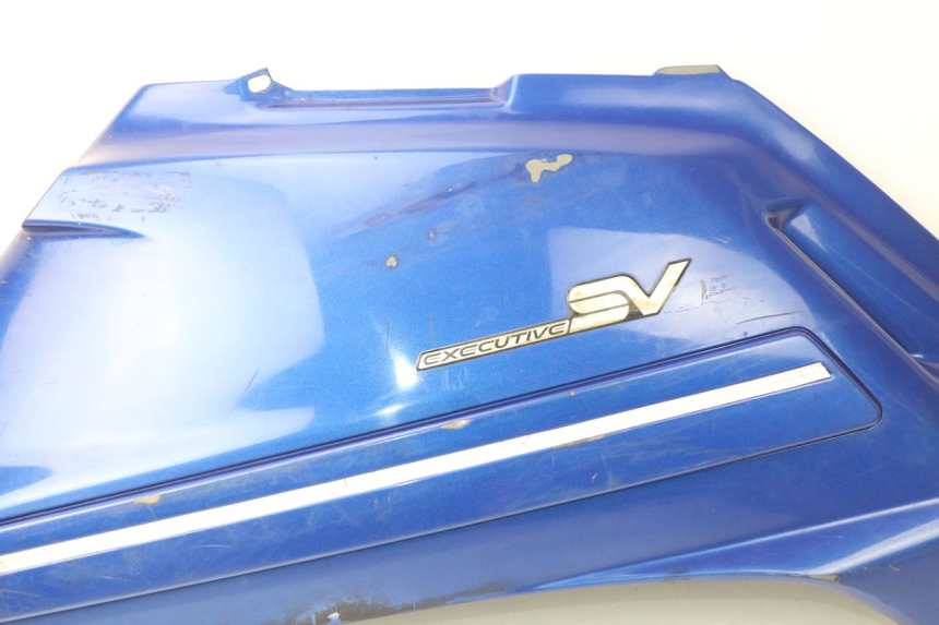 photo de REAR RIGHT PANEL PEUGEOT SV 50 (1992 - 2004) - Focus on structure