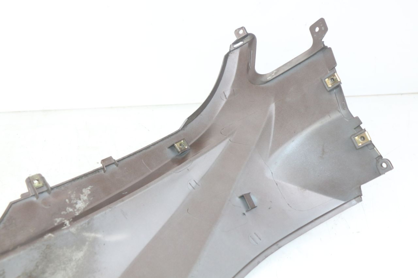 photo de RIGHT REAR SIDE PANEL PEUGEOT TWEET 4T 50 (2010 - 2014) - Fixing points details