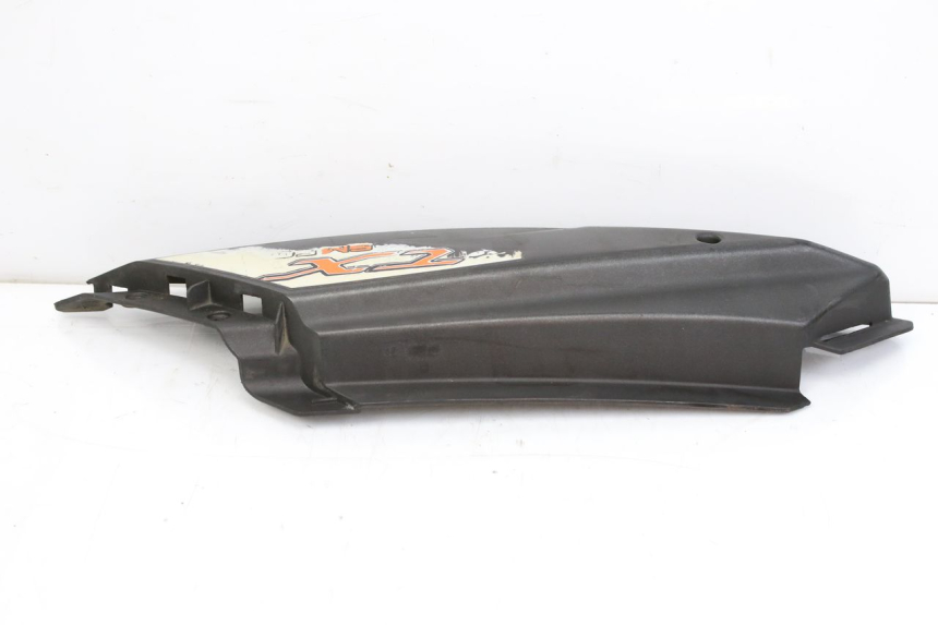 photo de RIGHT REAR SIDE PANEL KEEWAY TX 50 (2008 - 2015) - Technical close-up