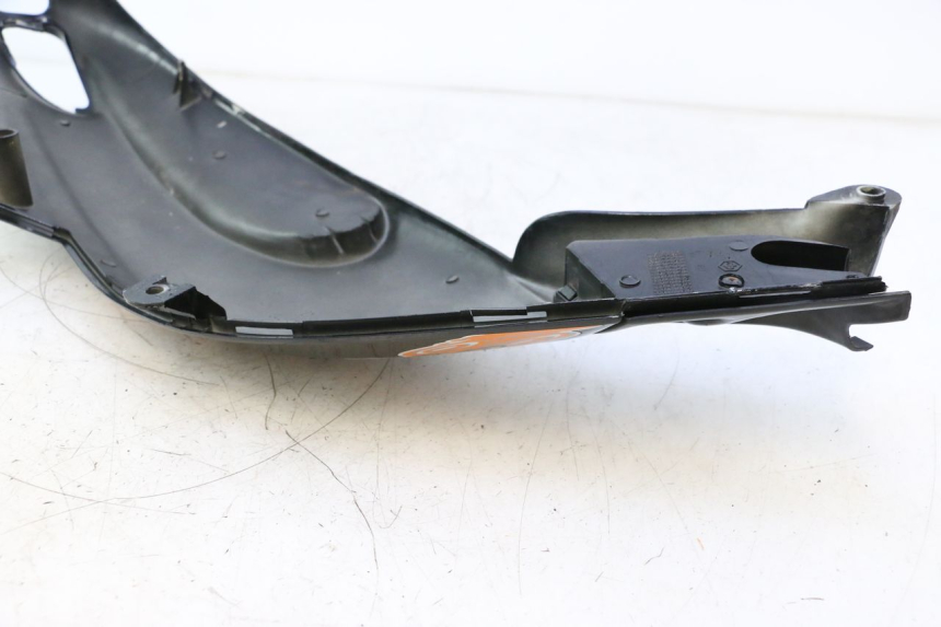 photo de REAR RIGHT PANEL PIAGGIO TYPHOON 50 (2000 - 2009) - Component detail