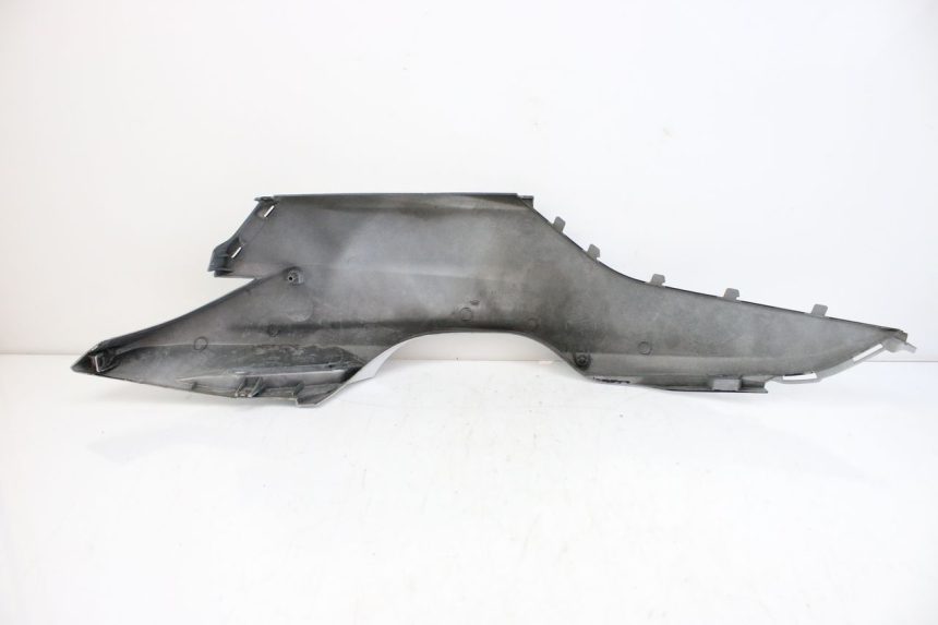 photo de RIGHT REAR SIDE PANEL SUZUKI UH BURGMAN 125 (2002 - 2006) - Checked used part