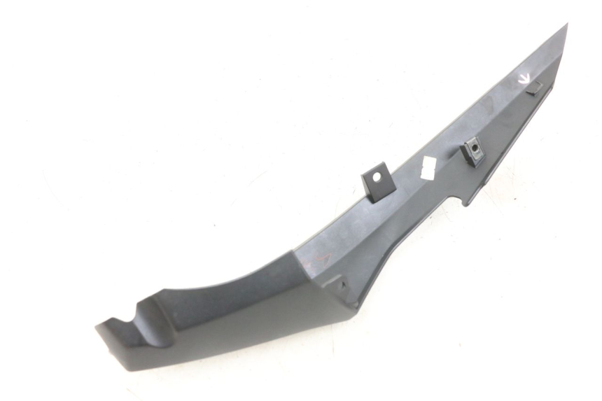 photo de RIGHT REAR SIDE PANEL KAWASAKI VERSYS ABS 650 (2015 - 2018) - Alternative perspective