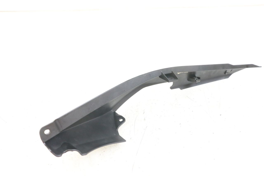 photo de RIGHT REAR SIDE PANEL KAWASAKI VERSYS ABS 650 (2015 - 2018) - Fixing points details