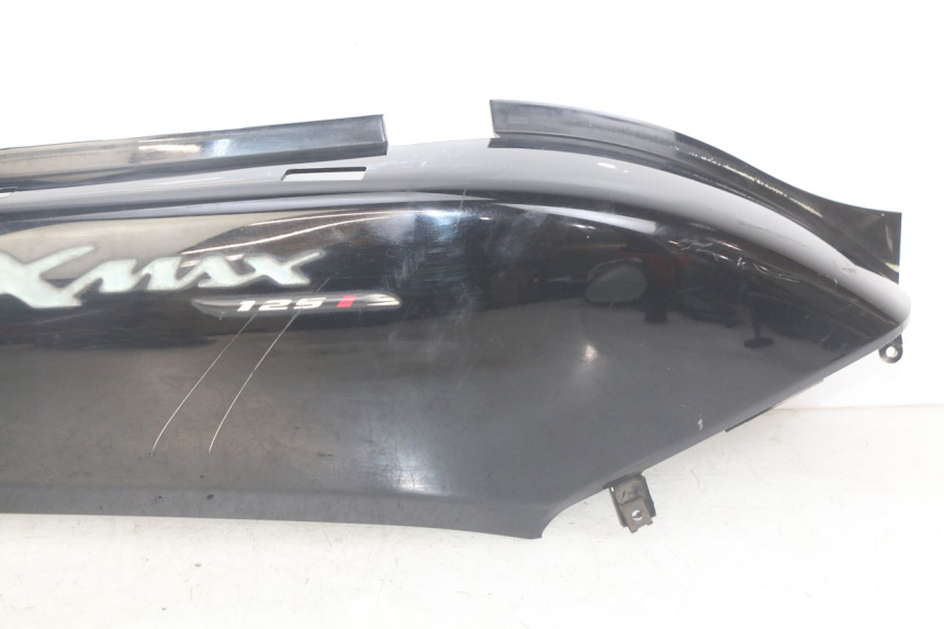 photo de RIGHT REAR SIDE PANEL YAMAHA XMAX X-MAX 125 (2006 - 2009) - Checked used part