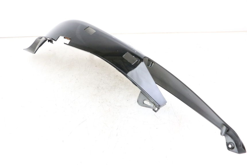 photo de RIGHT REAR SIDE PANEL YAMAHA XMAX X-MAX 125 (2006 - 2009) - Fixing points details