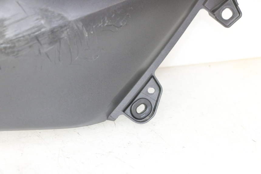 photo de REAR RIGHT PANEL YAMAHA XMAX X-MAX 125 (2021 - 2025) - Additional view of the item