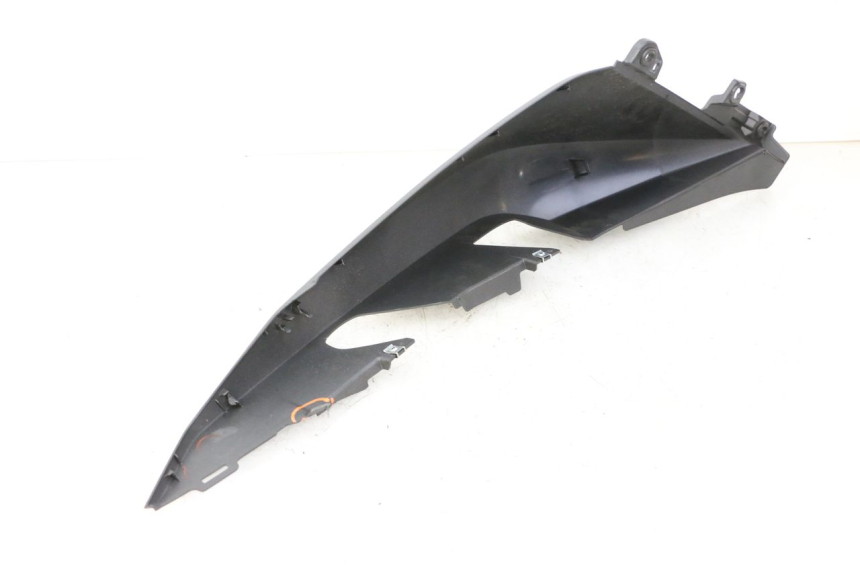 photo de REAR RIGHT PANEL YAMAHA XMAX X-MAX 125 (2021 - 2025) - Product overview