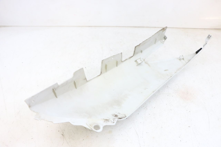 photo de REAR RIGHT PANEL YAMAHA X-MAX XMAX 125 (2010 - 2013) - Product overview