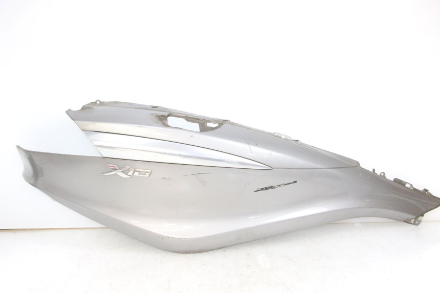 photo de REAR RIGHT PANEL PIAGGIO X10 125 (2012 - 2017) - Main view