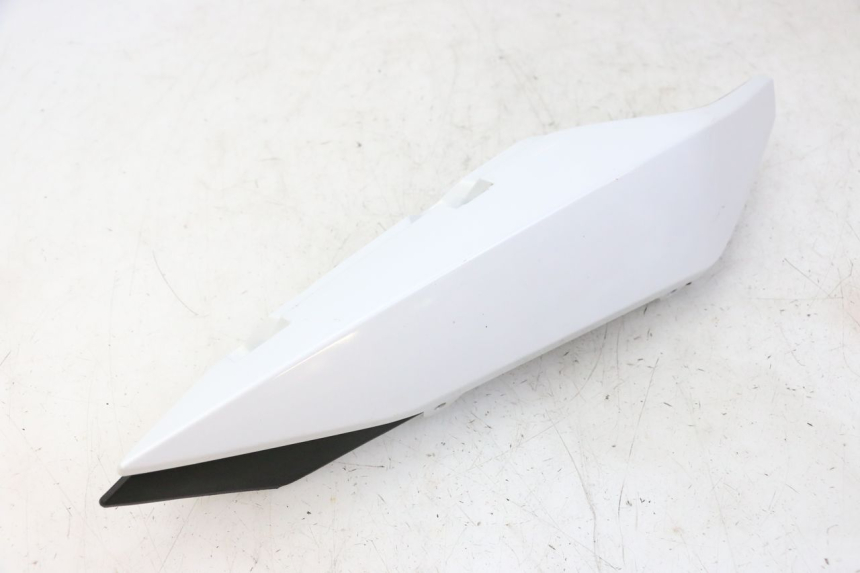 photo de REAR RIGHT PANEL YAMAHA XJ6 ABS 600 (2008 - 2016) - Zoom on usage condition