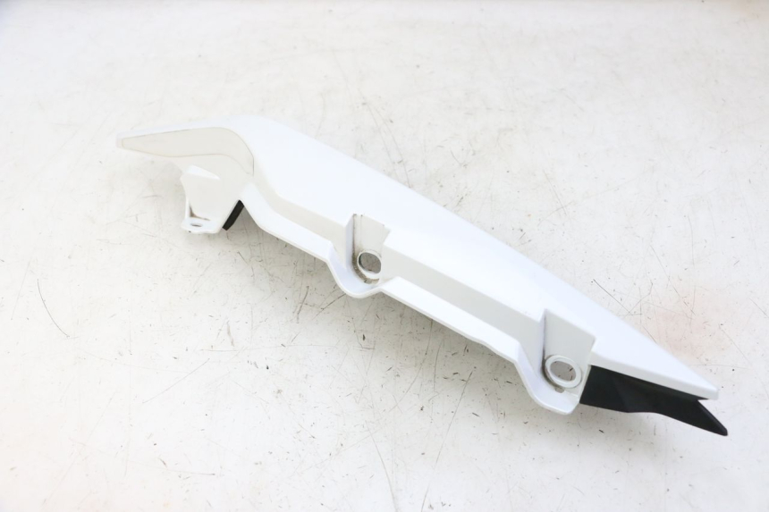 photo de REAR RIGHT PANEL YAMAHA XJ6 ABS 600 (2008 - 2016) - Surface and material condition